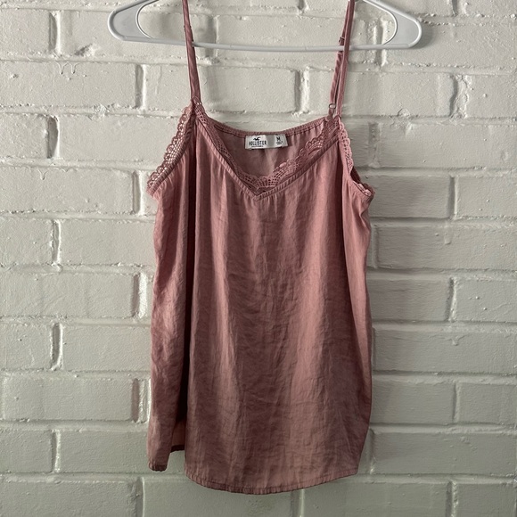 Hollister | Women's Pink Lace Trim Cami Top - Picture 1 of 5